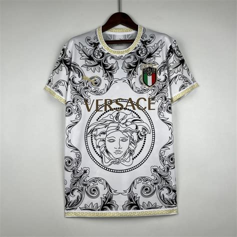 camiseta italia versace puma|Camisa Itália x Versace .